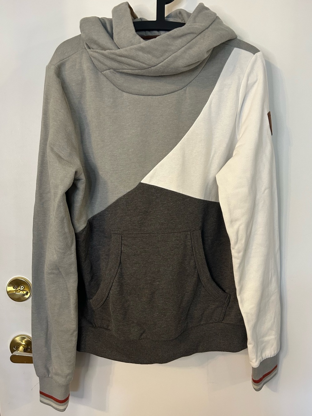 Wanakome Women’s Tri-tone Colorblock Hooded Pullover Light Gray/White/Dark Gray